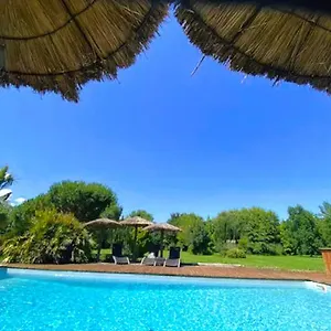  Hébergement de vacances Le De La Riviere - France